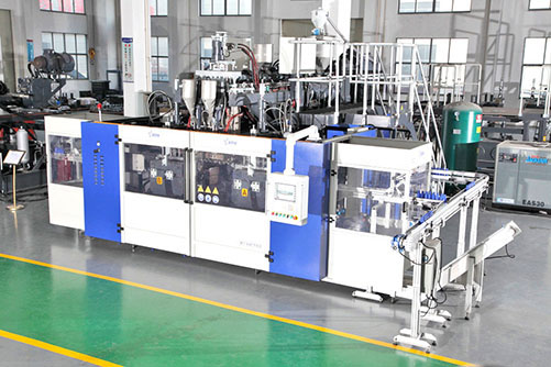 吹塑机的选购注意事项